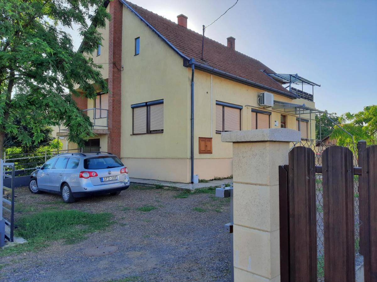 Farkas Szallas Barand Exterior foto